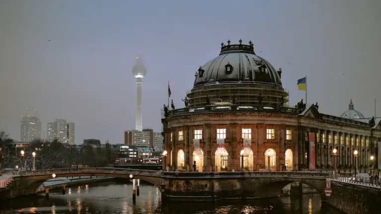 Berlin heute Abend: 3 günstige Pläne mit Regenoption