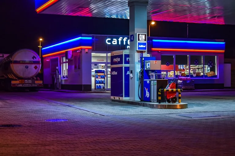 Tanken am 17. August: Abends sind Preise meist niedriger