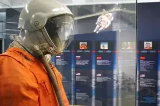 Weltraum-Technik hautnah: Neue Ausstellung in der Flugwerft Schleißheim