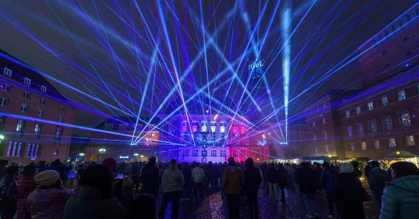 Kieler Lichtermeer: Lichtkunst und freier Eintritt am 1. November
