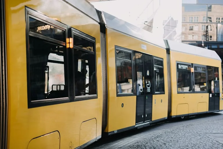 Nahverkehr am 16. Oktober: Linien vor der Fahrt prüfen